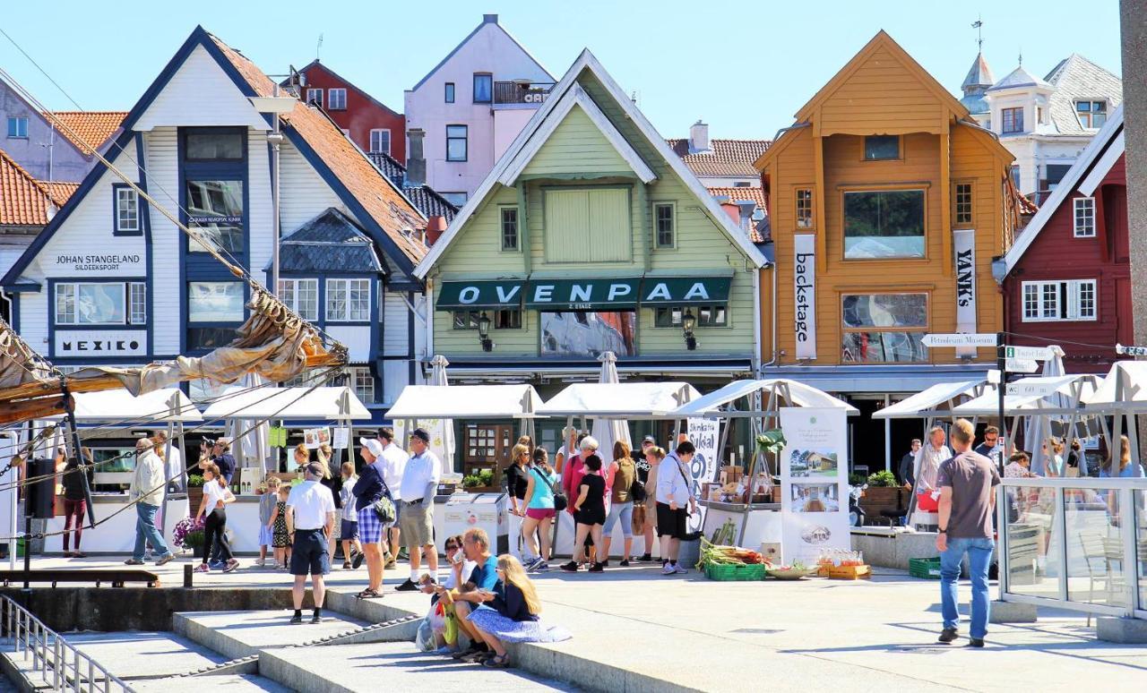 Practical Basement Apt With All Home Comforts Close To City Centre Stavanger Exteriör bild